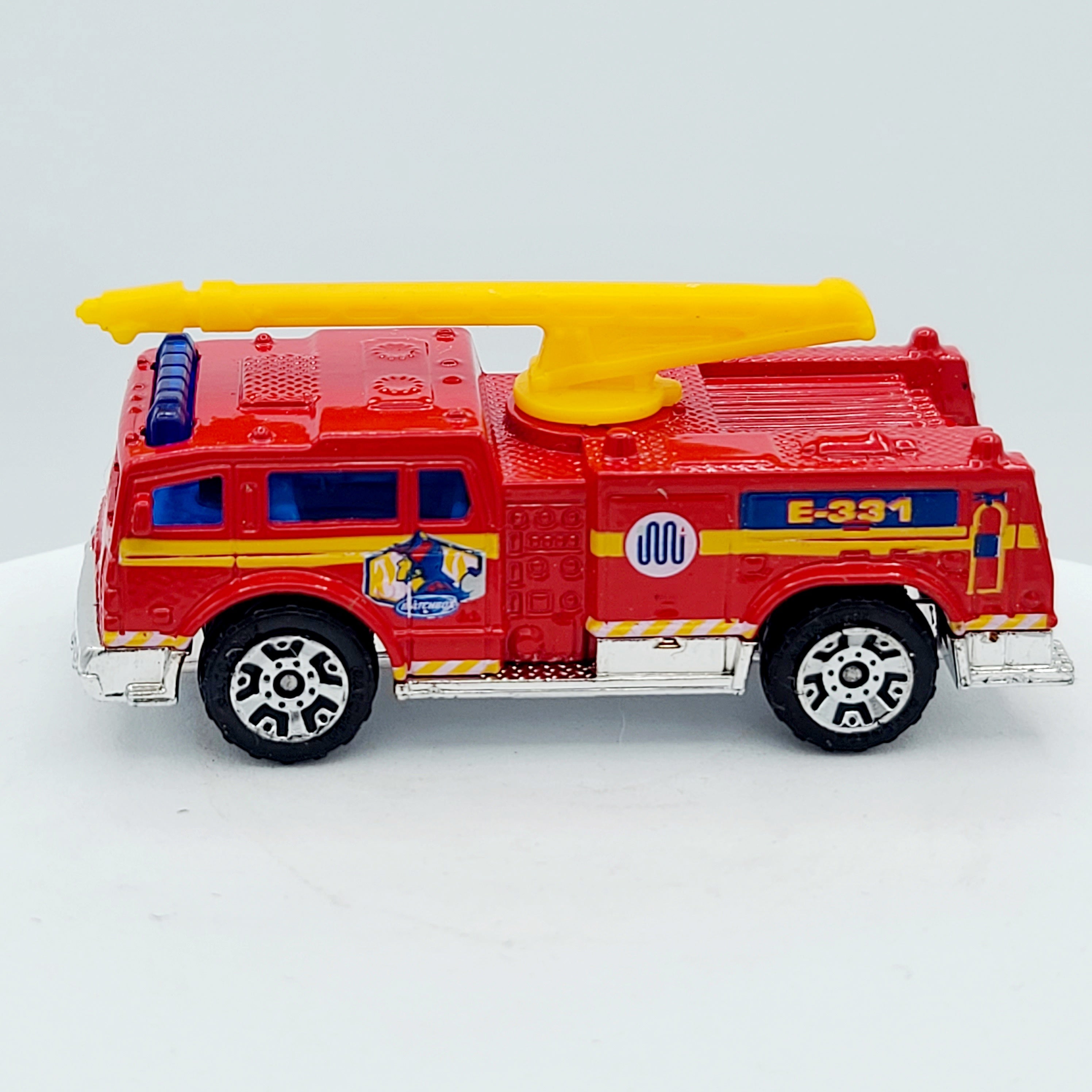 Matchbox Fire Quencher, Boom Fire Truck (2005 MBX Basic - Hero City)